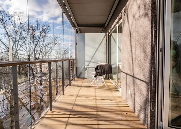 Lejlighed Freshly Renovated Next To Old Down Tallinn