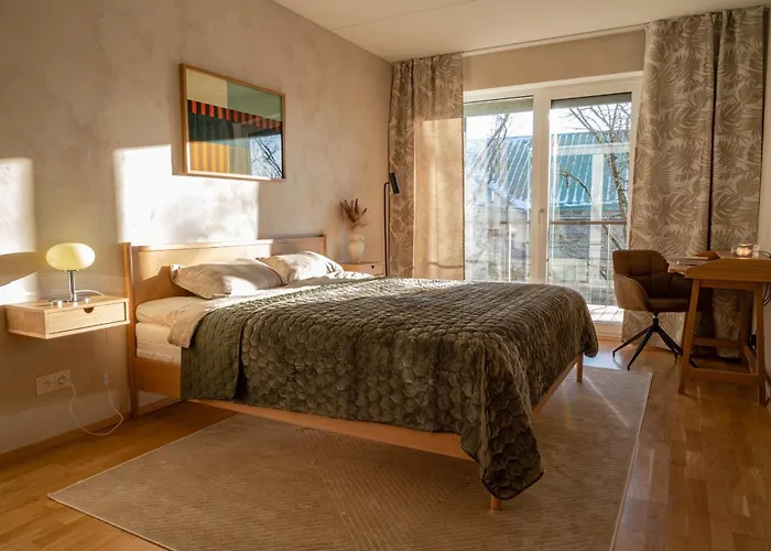 Lejlighed Freshly Renovated Next To Old Down