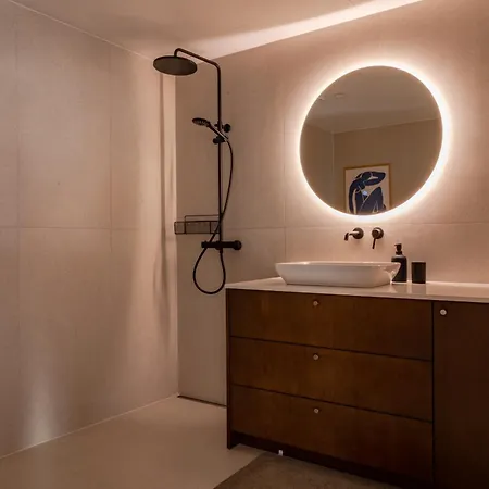 Freshly Renovated Next To Old Down Apartment